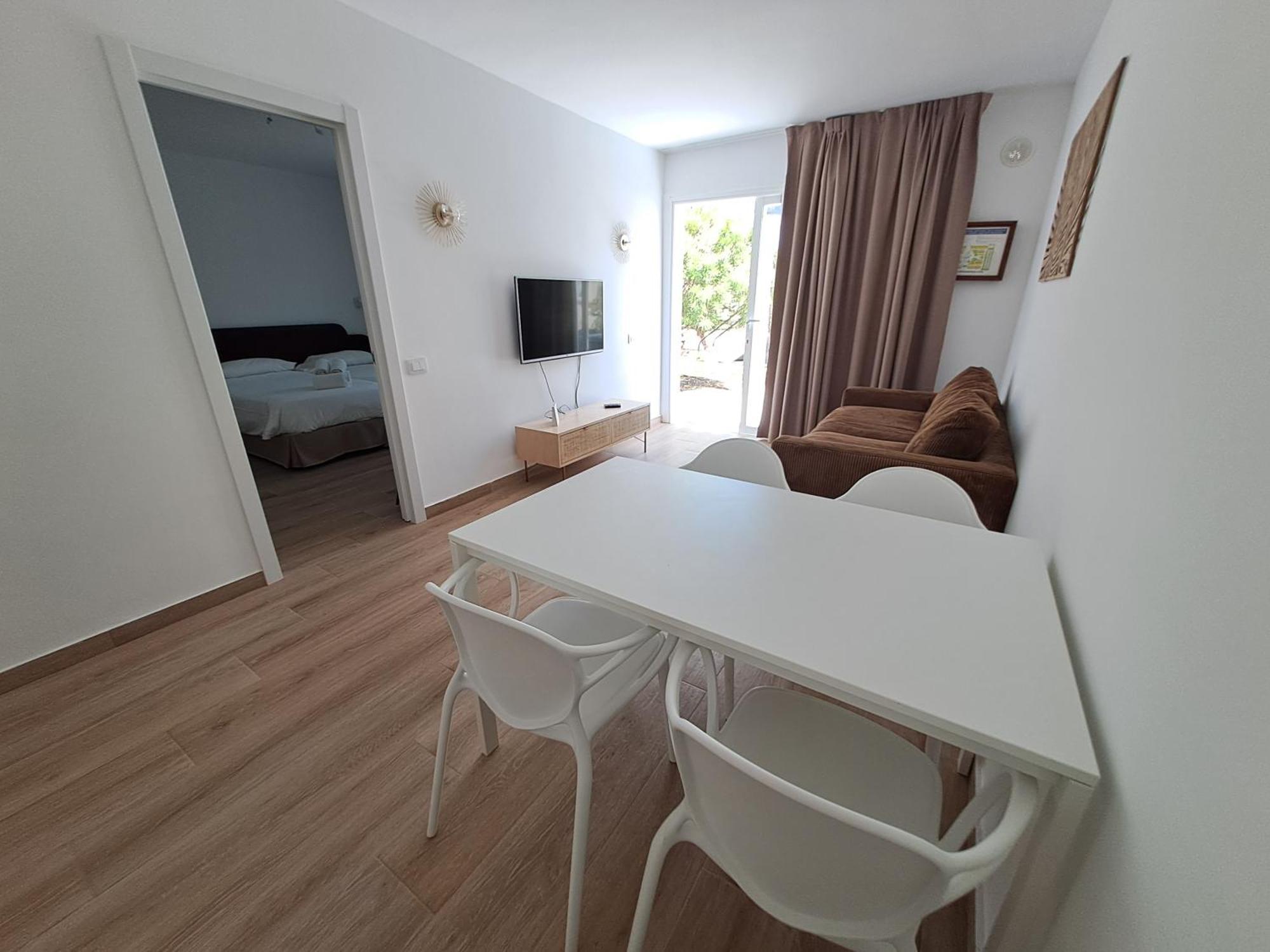 Apartamento Alisios 1 con piscina en Corralejo Exterior foto