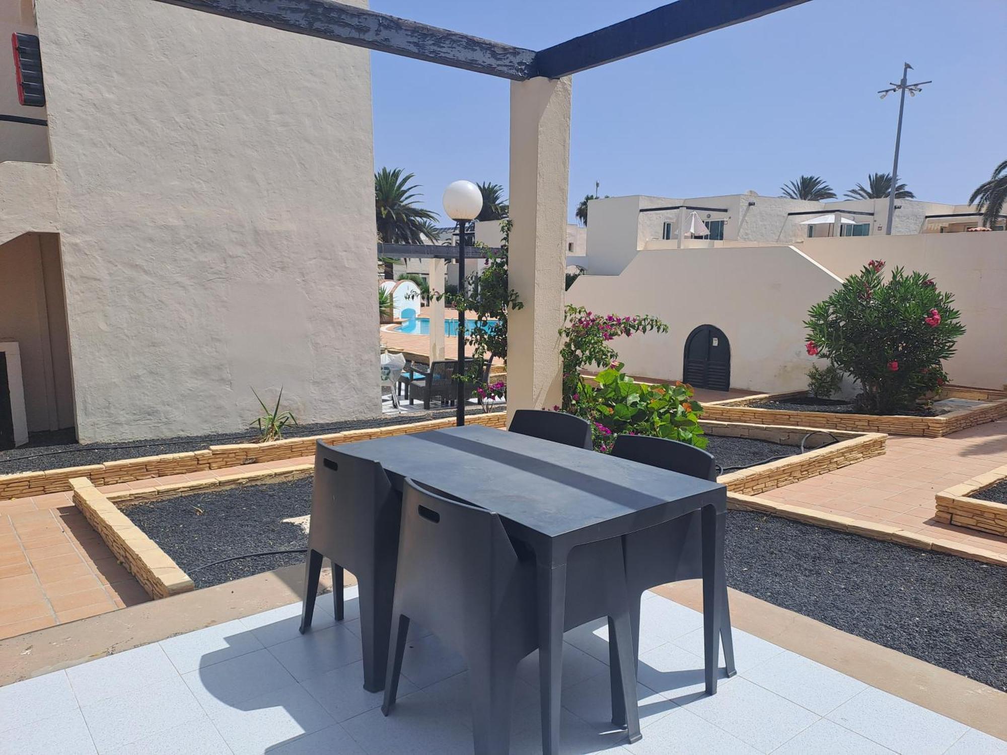 Apartamento Alisios 1 con piscina en Corralejo Exterior foto